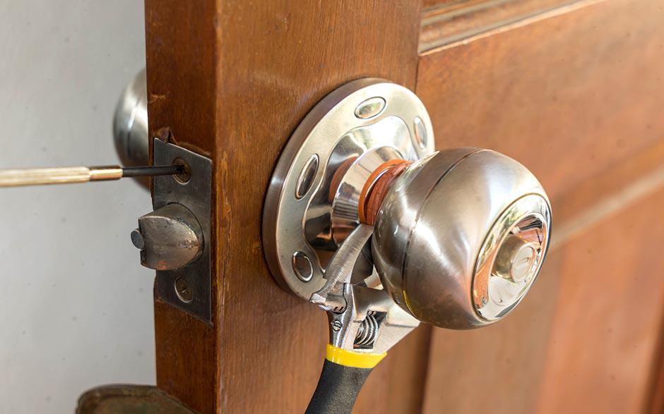  serrure porte d'entrée Savins