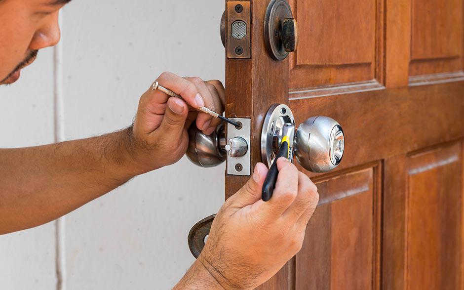  serrure porte d'entrée Savins
