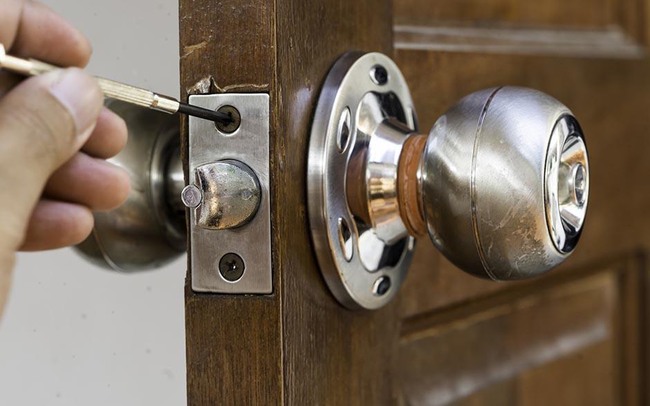 serrurier pour ouverture de porte coincée Beauvais